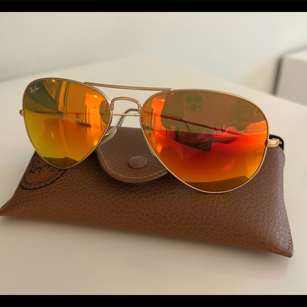 Ray-Ban Unisex Aviators in Orange/Pink